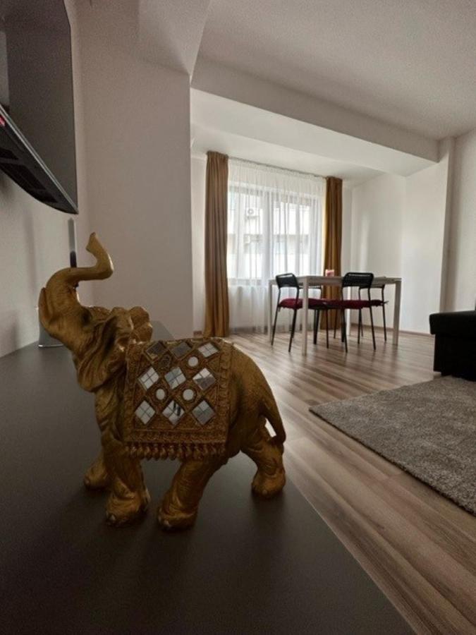克拉奥华Escape Lounge公寓 外观 照片